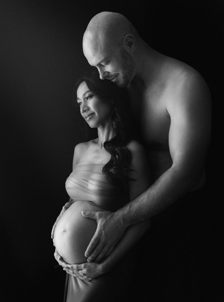 What is maternity photography?