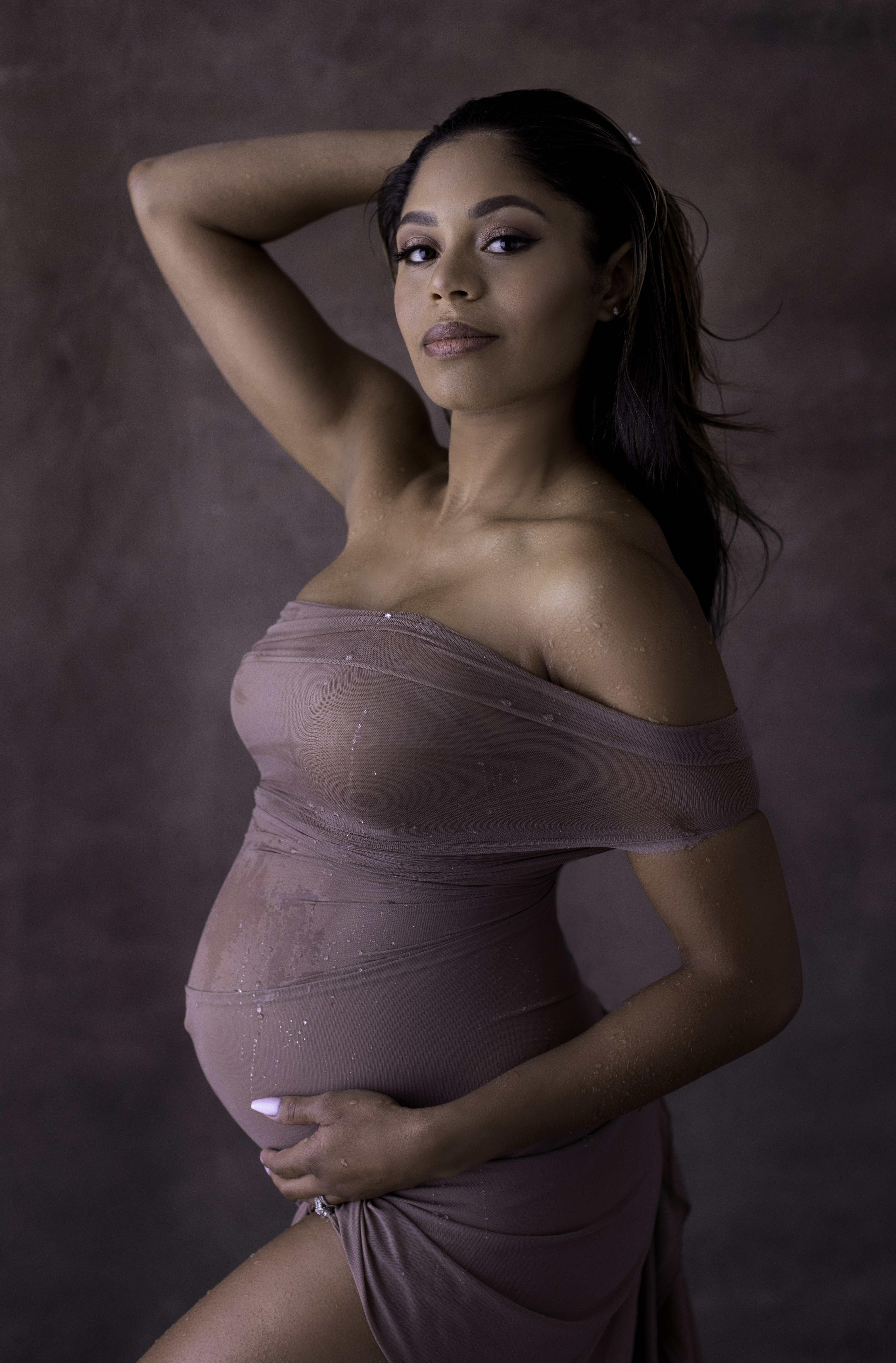 Who in San Diego does professional maternity photography shoots?