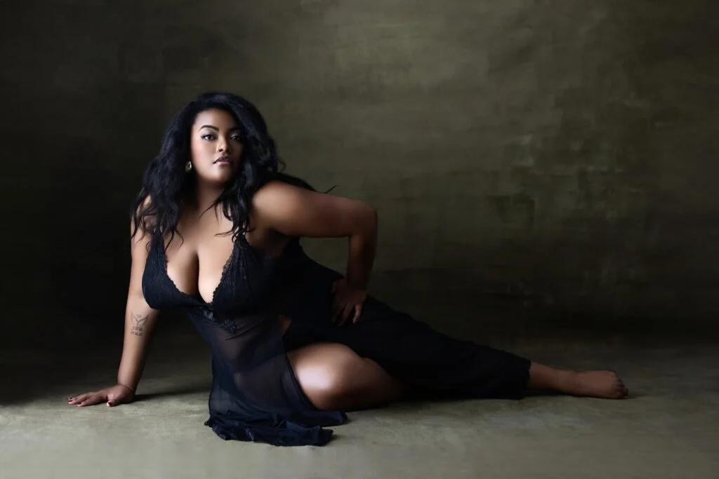 Who specializes in high-quality boudoir photography in Carlsbad